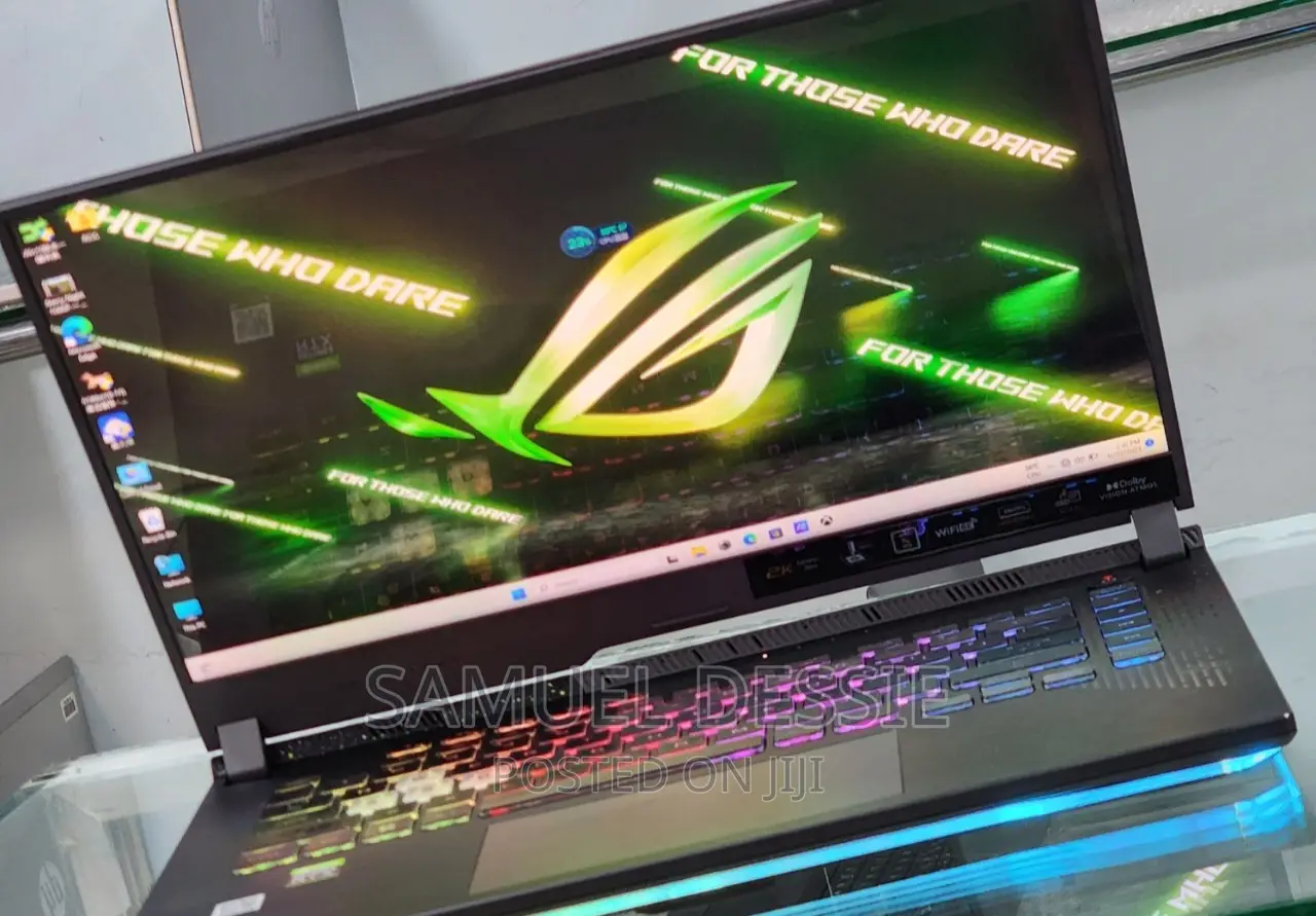 New Laptop Asus ROG Strix G15 16GB AMD Ryzen 9 SSD 512GB
