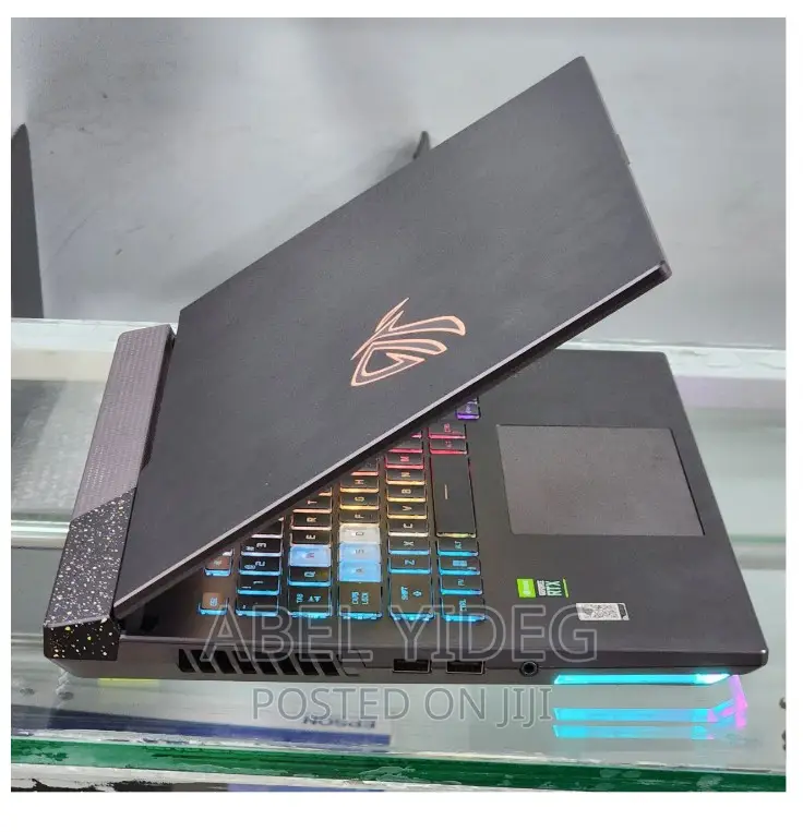 New Laptop Asus ROG Strix G15 16GB AMD Ryzen 9 SSD 512GB