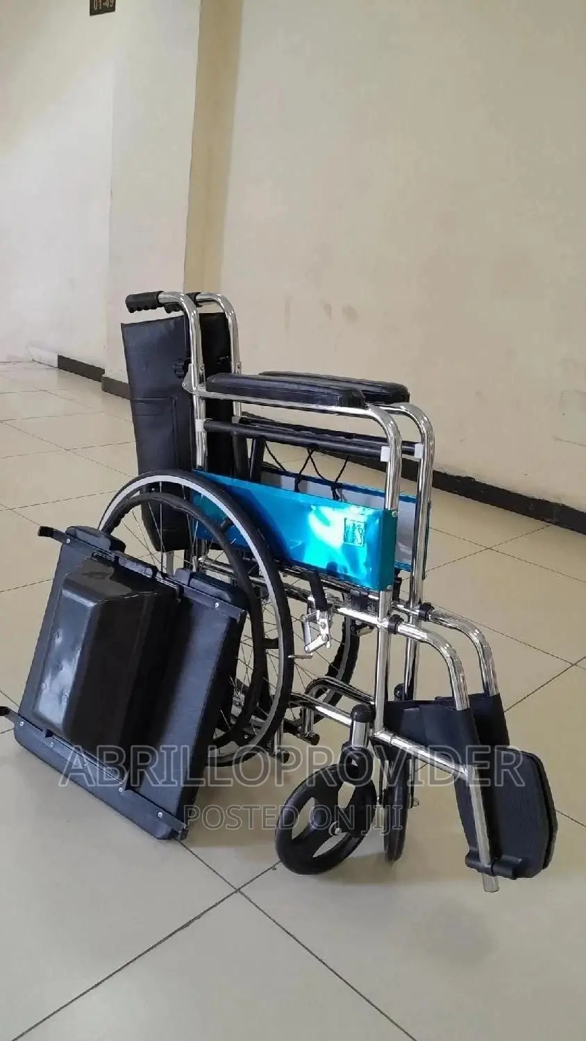 Almost New Toieltwheelchair+Wheelchair*Wheelchair-Wheelchair