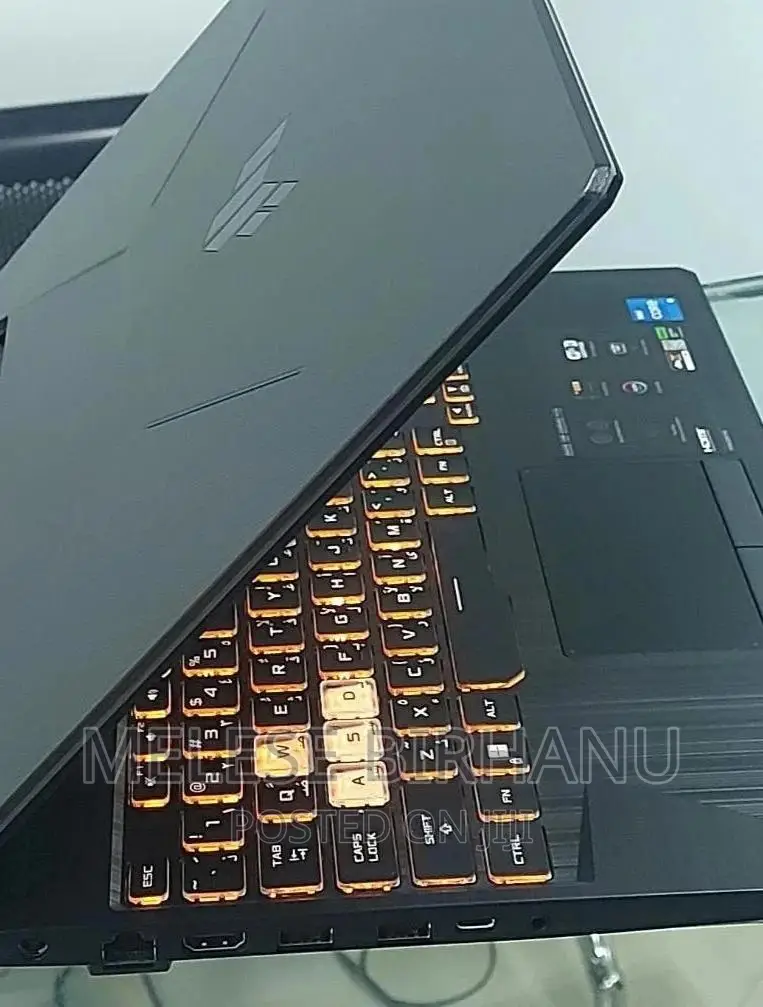 New Laptop Asus 8GB Intel Core i5 SSD 512GB