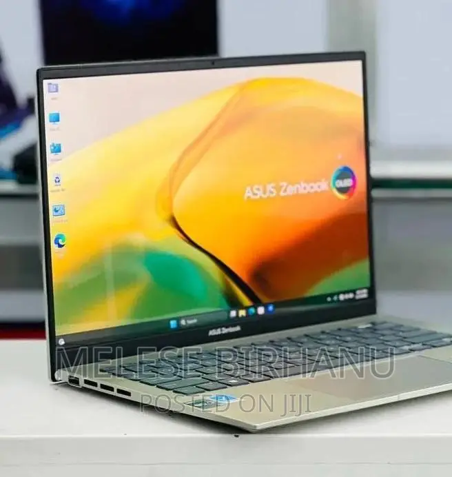 New Laptop Asus Zenbook 14 UX434 16GB Intel Core i7 SSD 512GB