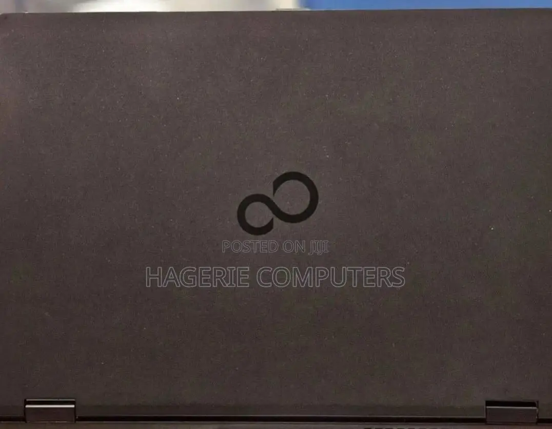 New Laptop Fujitsu Lifebook U727 16GB Intel Core i5 SSD 256GB