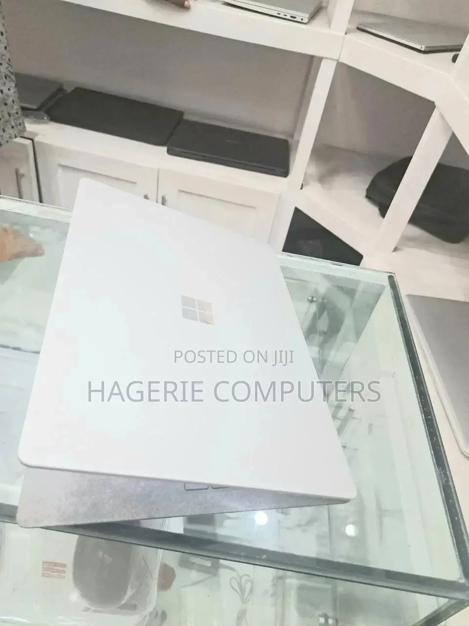 New Laptop Microsoft Surface 8GB Intel Core i5 SSD 512GB