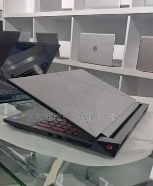 New Laptop Dell G15 5511 16GB Intel Core i9 SSD 1T