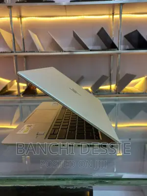 New Laptop HP EliteBook 1030 16GB Intel Core i5 SSD 512GB