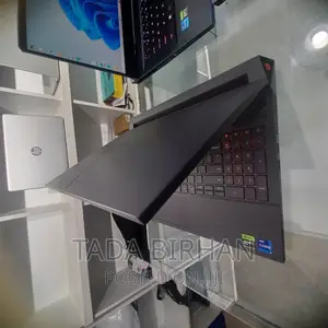 New Laptop Dell G15 5511 16GB Intel Core I9 SSD 1T