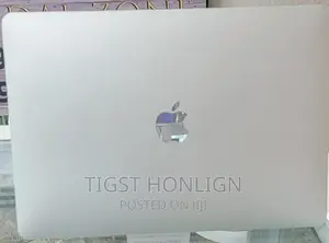 New Laptop Apple MacBook Pro 2019 8GB Intel Core I5 SSD 128GB