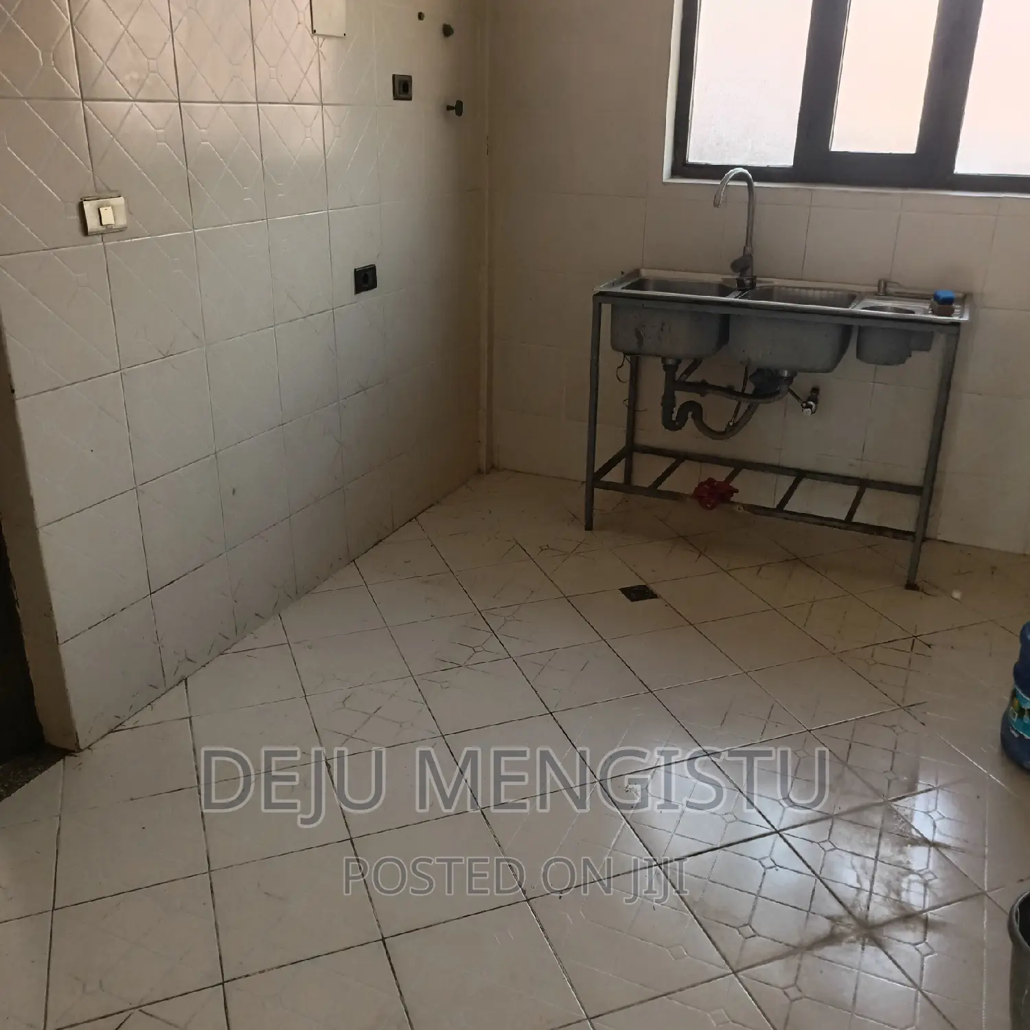 3bdrm Apartment in ሳሚት72, Bole for sale