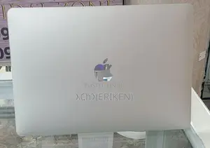 New Laptop Apple MacBook Pro 2019 8GB Intel Core I5 SSD 128GB