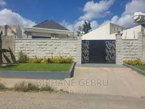 5bdrm House in Vila, Bole for rent