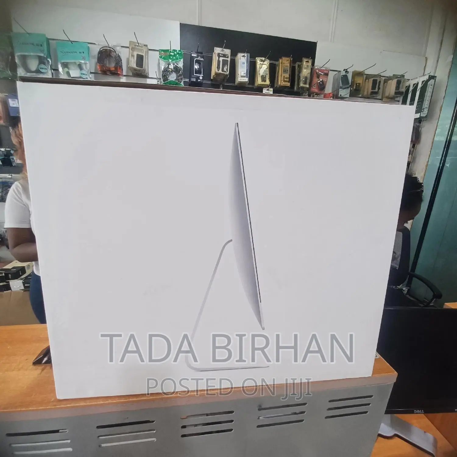 New Desktop Computer HP 200 G4 8GB Intel Core i5 SSD 512GB