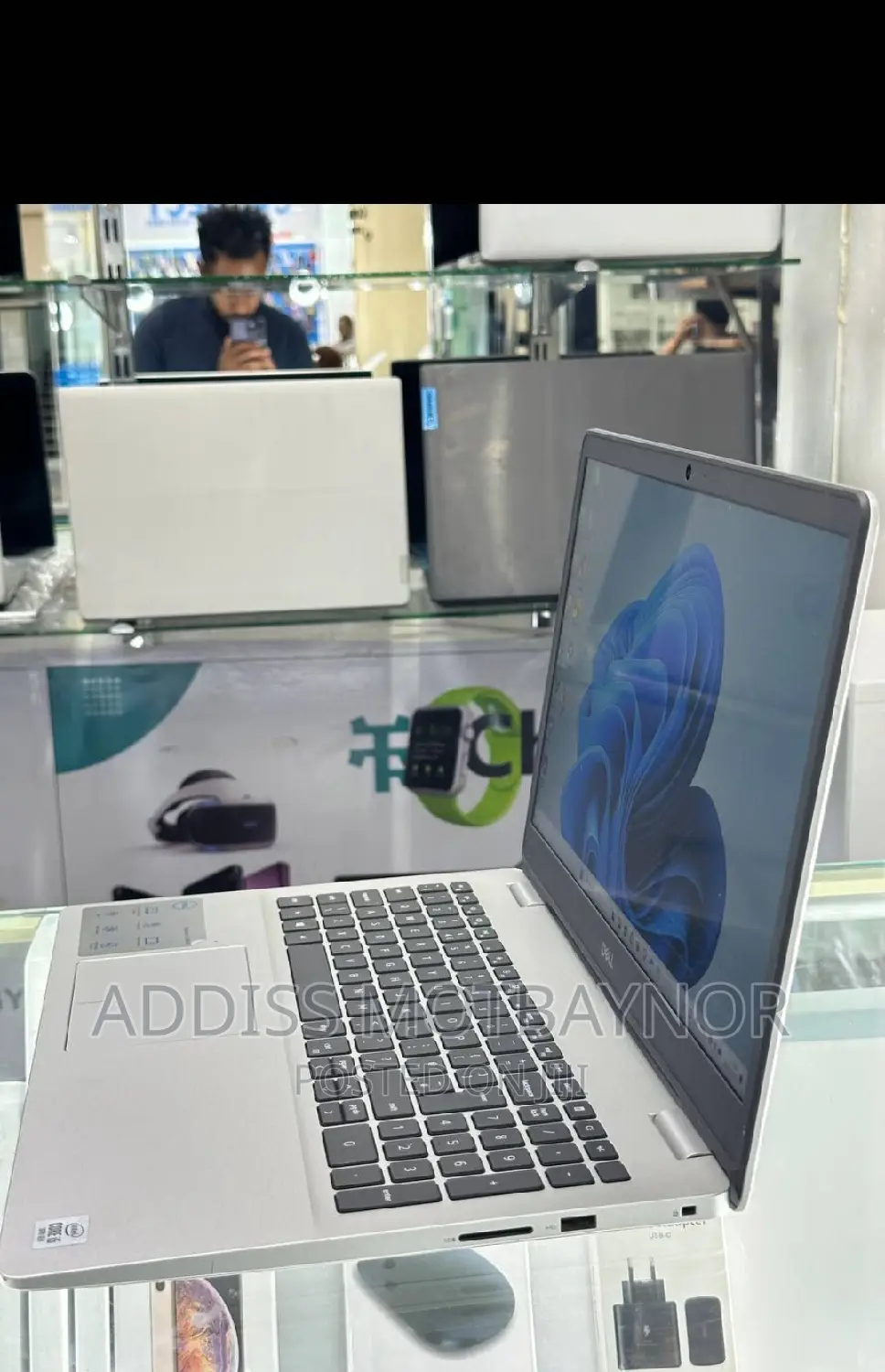 New Laptop Dell Inspiron 15 8GB Intel Core I5 SSD 256GB