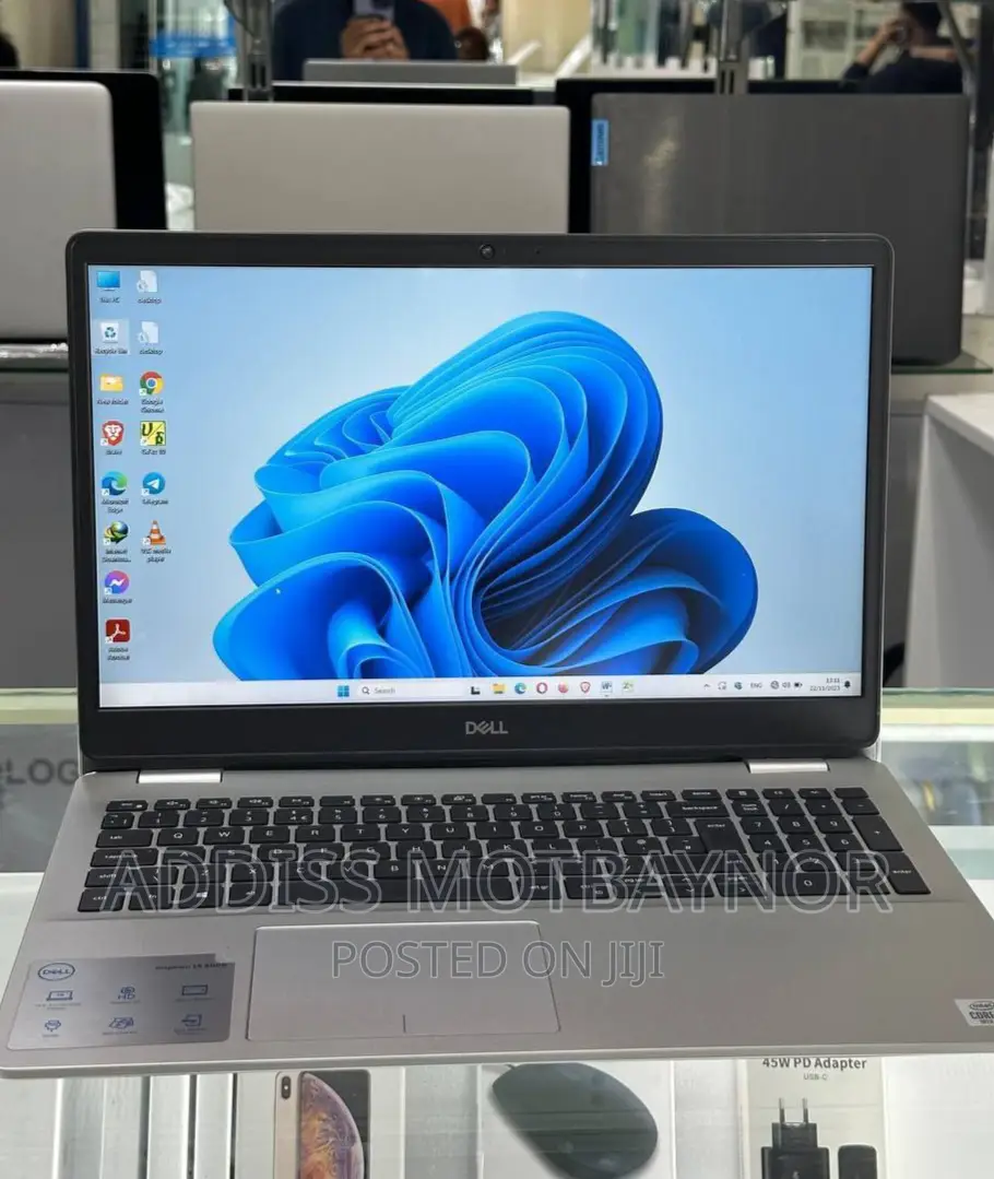 New Laptop Dell Inspiron 15 8GB Intel Core I5 SSD 256GB
