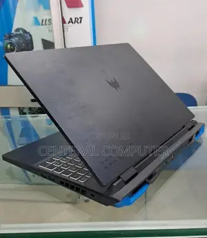 New Laptop Acer Predator Helios 300 16GB Intel Core I9 SSD 1T