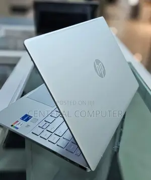 New Laptop HP Pavilion 14-Ce3064st 16GB Intel Core I5 SSD 512GB