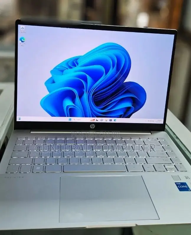 New Laptop HP Pavilion 14-Ce3064st 16GB Intel Core I5 SSD 512GB