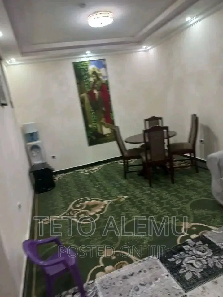 5bdrm House in House For Sale, Yeka for sale