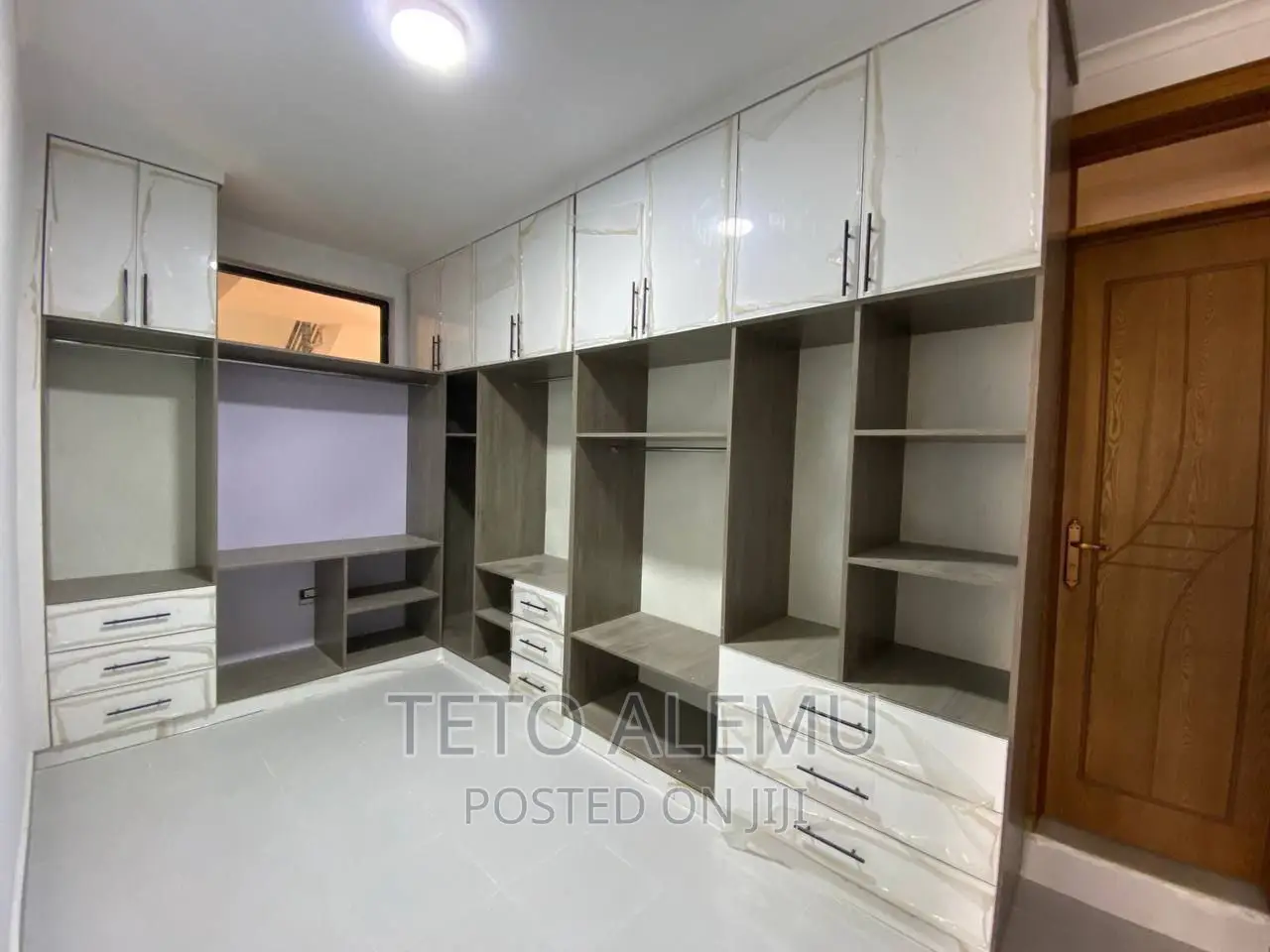 Furnished 6bdrm House in House For Sale, Bole for sale