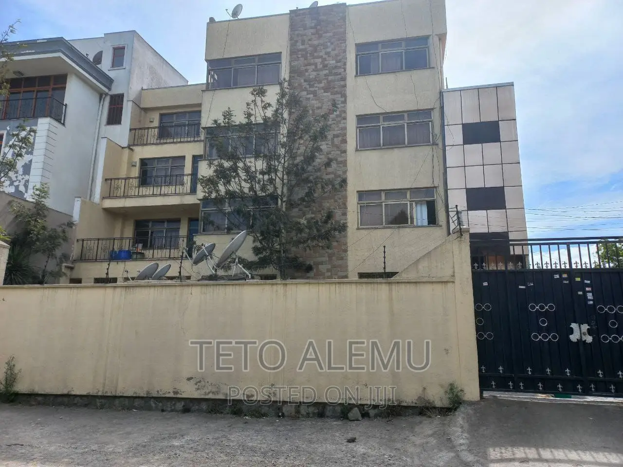 Furnished 5bdrm House in House For Sae, Kolfe Keranio for sale