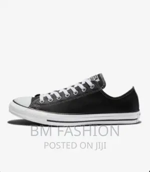 Black Allstar Converse Leather Short