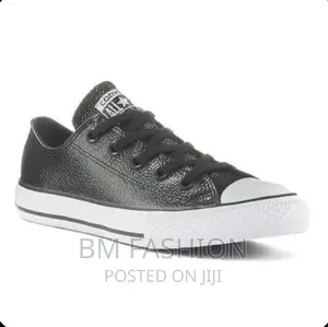 Black Allstar Converse Leather Short