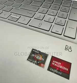 New Laptop HP Pavilion 11 8GB AMD Ryzen 5 SSD 512GB