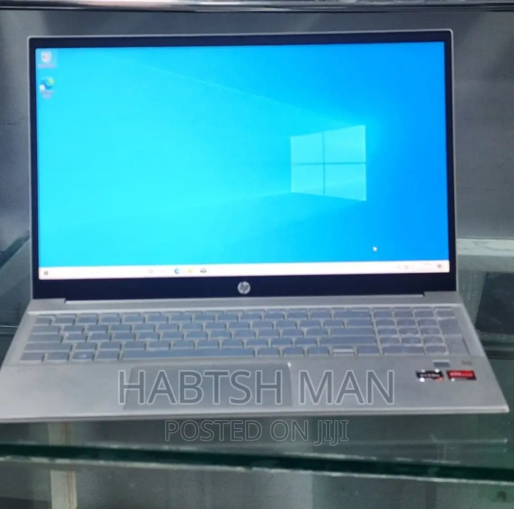 New Laptop HP Stream Notebook 8GB Intel Core i7 SSD 512GB