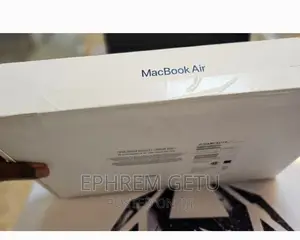 New Laptop Apple MacBook Air 2022 M2 8GB Apple M2 SSD 256GB