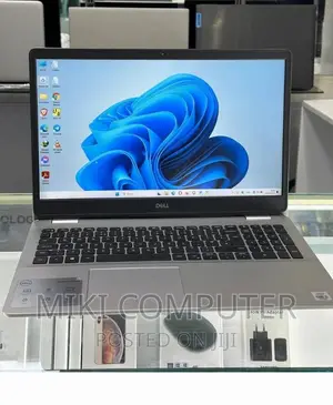 New Laptop Dell Inspiron 15 16GB Intel Core I5 SSD 256GB