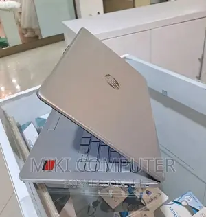 New Laptop HP Stream Notebook 8GB Intel Core I5 HDD 1T