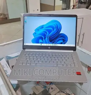 New Laptop HP Stream Notebook 8GB Intel Core I5 HDD 1T