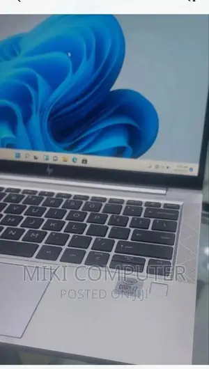 New Laptop HP EliteBook 830 G8 16GB Intel Core I7 SSD 512GB