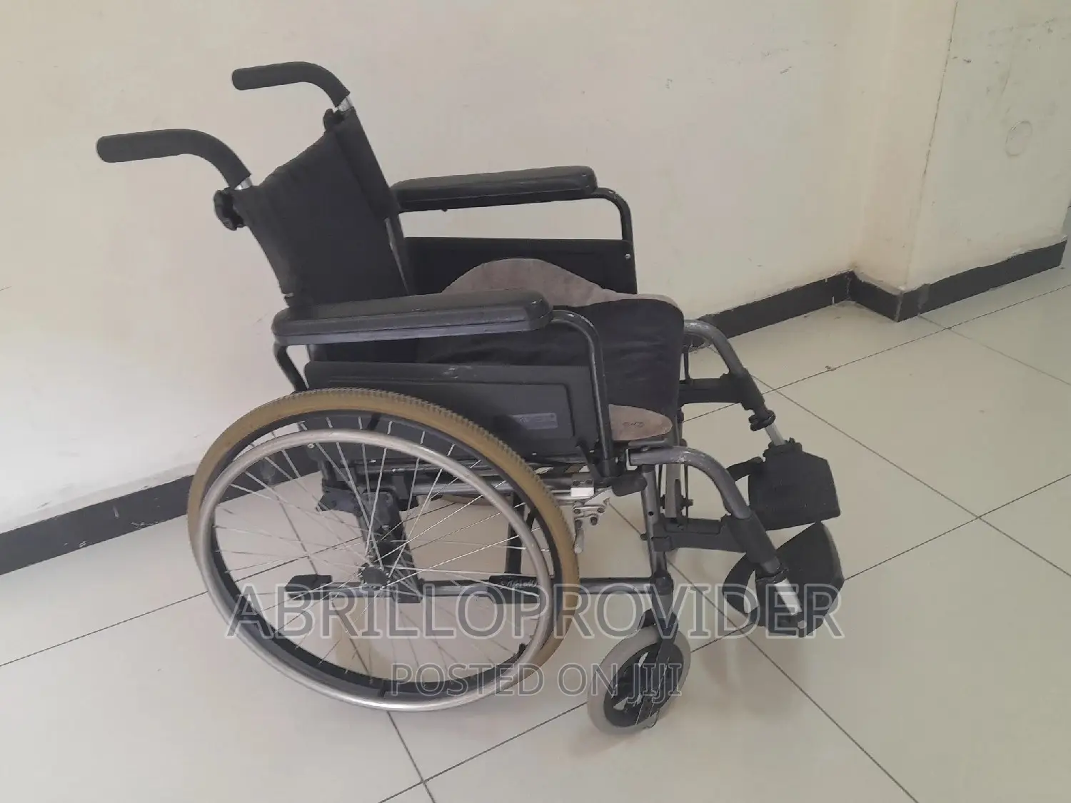 ዌልቸር American Wheelchair* Wheelchair+Wheelchair'wheelchair