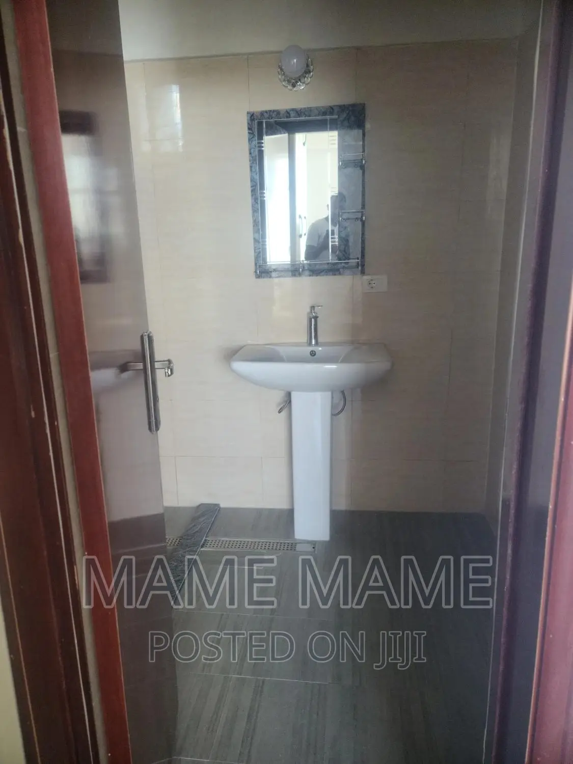 3bdrm Apartment in Addis Abeba, Bole for rent