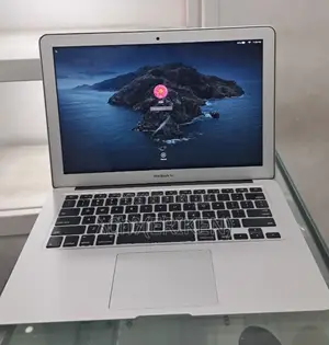 New Laptop Apple MacBook Air 2015 8GB Intel Core I5 SSD 128GB