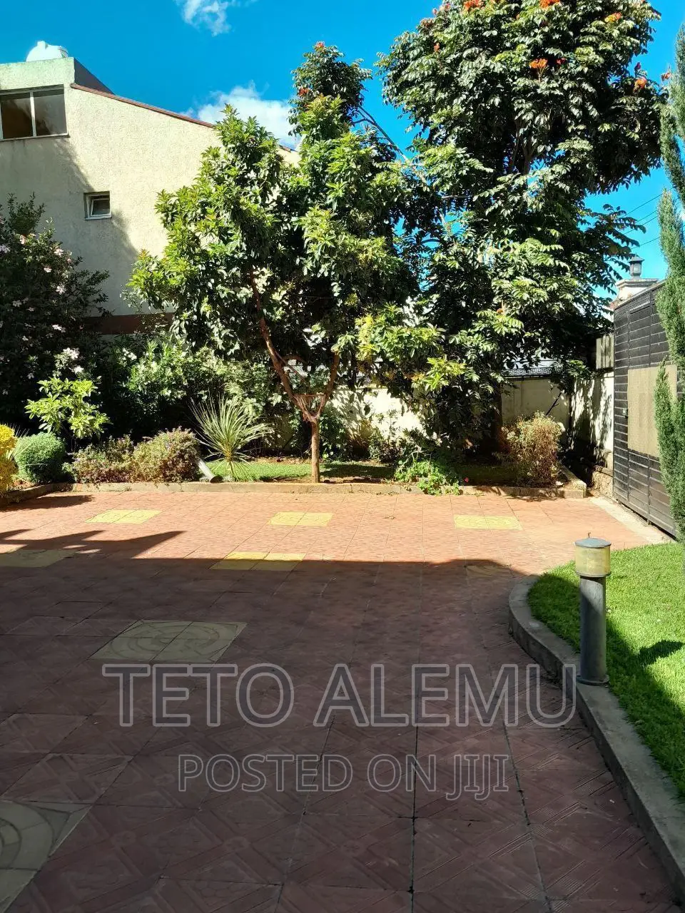 Furnished 5bdrm House in House For Sale, Yeka for sale