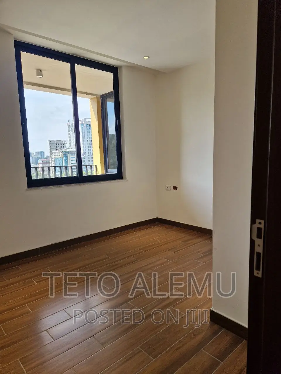 5bdrm House in House For Sale, Nifas Silk-Lafto for sale