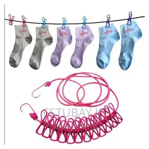 Elastic Laundry Rope With 12 Clothespins