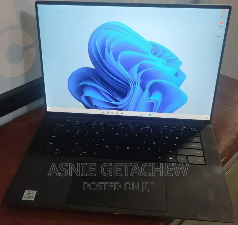 New Laptop Dell XPS 15 32GB Intel Core I9 SSD 512GB