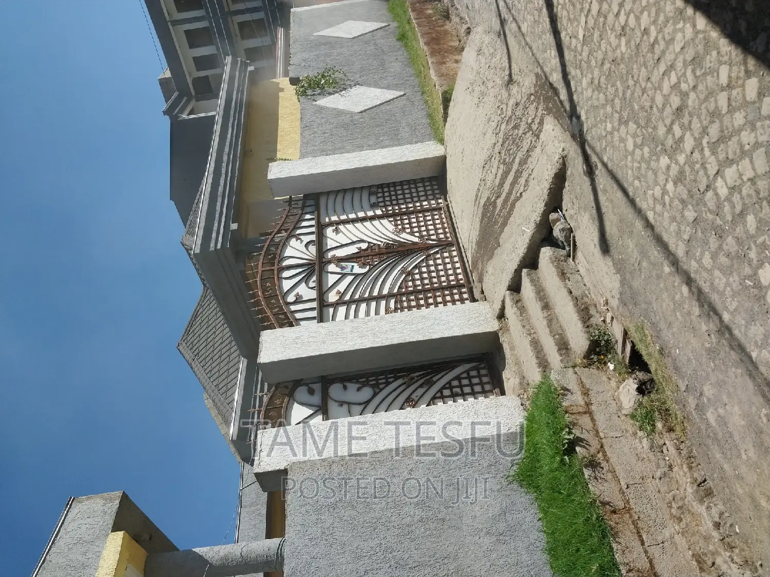 Furnished 3bdrm Villa in Yeka Kotobe for sale