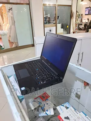 New Laptop Dell Latitude 5480 8GB Intel Core I5 SSD 256GB