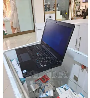 New Laptop Dell 8GB Intel Core I5 SSD 256GB