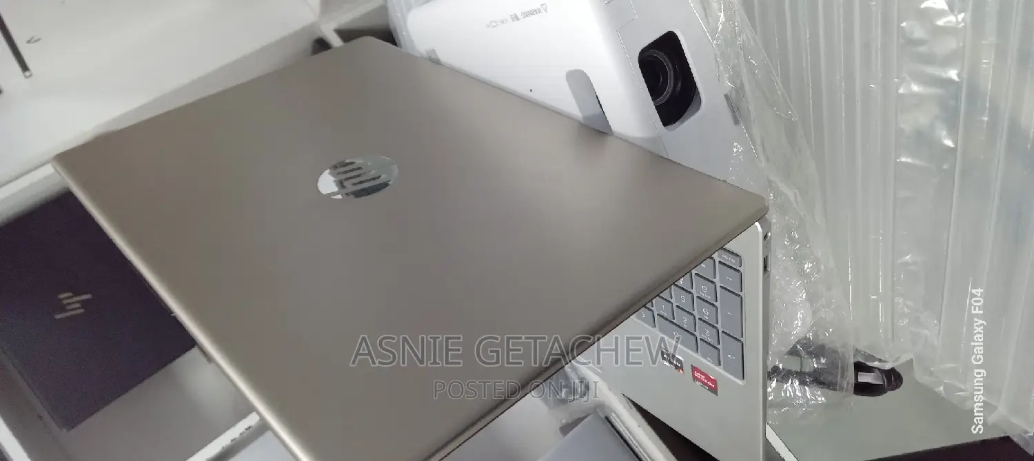 New Laptop HP EliteBook 840 8GB Intel Core I7 SSD 500GB