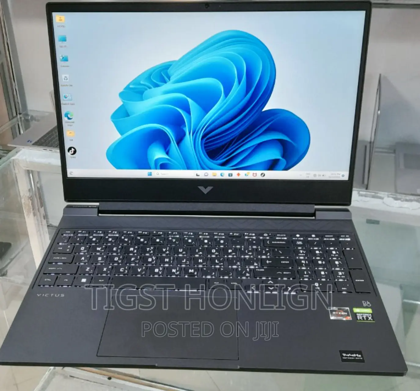 New Laptop HP Victus 16 16GB AMD Ryzen 7 SSD 512GB