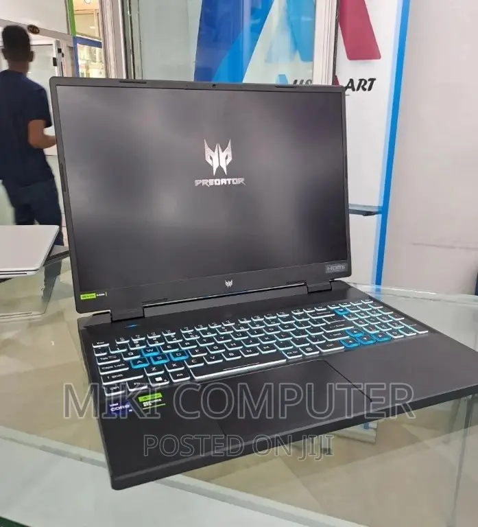 New Laptop Acer Predator Helios 300 16GB Intel Core I9 SSD 1T
