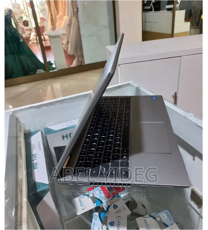 New Laptop Dell 32GB Intel Core I5 SSD 512GB