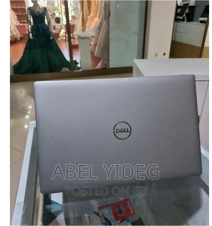 New Laptop Dell 32GB Intel Core I5 SSD 512GB