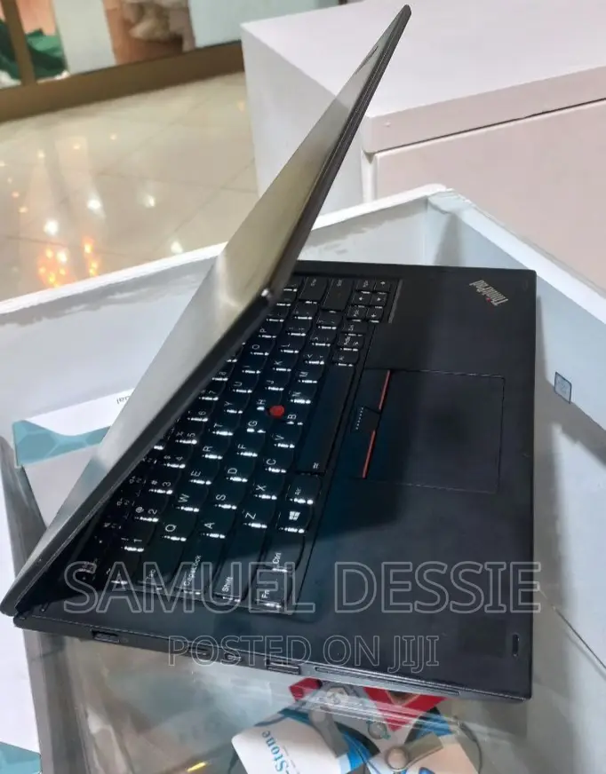 New Laptop Lenovo ThinkPad Yoga 370 16GB Intel Core I7 SSD 512GB