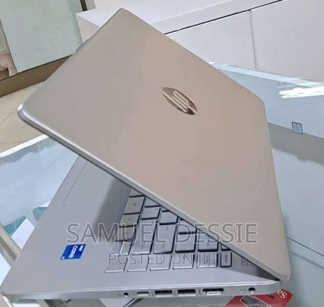 New Laptop HP Stream Notebook 16GB Intel Core i7 SSD 512GB