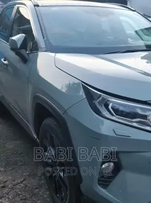 Toyota RAV4 2020 Green